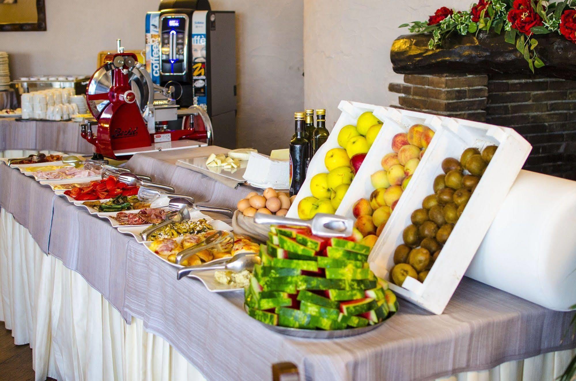 Calanica Resort Cefalù Eksteriør billede